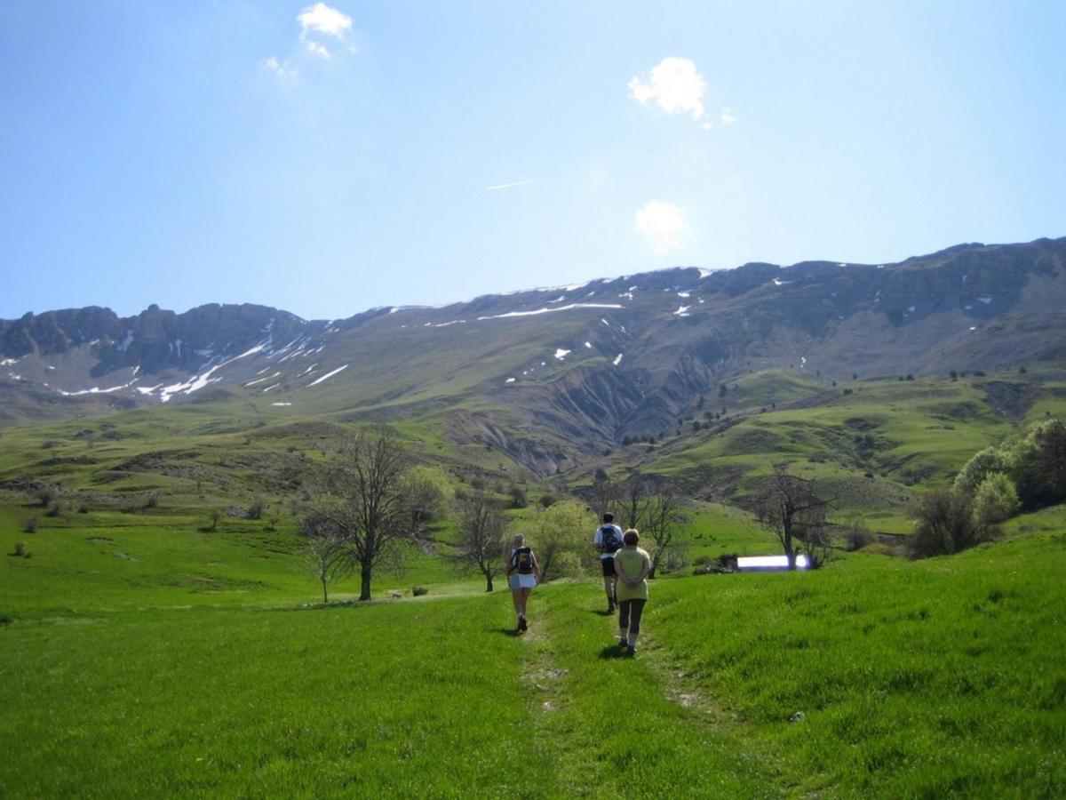 Gite Des Monges Sisteron Buitenkant foto